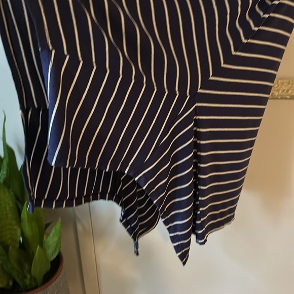 JANE AND DELANCEY | Anthropologie Blue & White Asymmetrical Sleeveless Tank Top - Picture 8 of 11